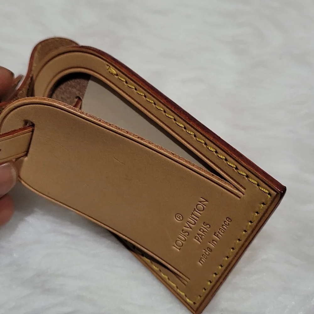 🤩 Louis Vuitton Name Tag Tan Leather  with Initials